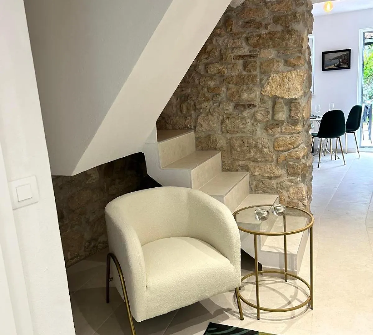 Steinhaus Mit Garten In Der Altstadt Rovinj Tatil Evi